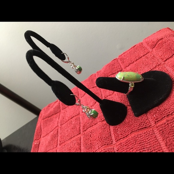 Mojave Green Turquoise/Peridot Earrings/ Ring Set 925 -  14K Goldplated. - Picture 4 of 17